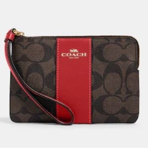 NWT COACH Wristlet Corner Zip In Signature Canvas